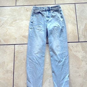 mom jeans american eagle